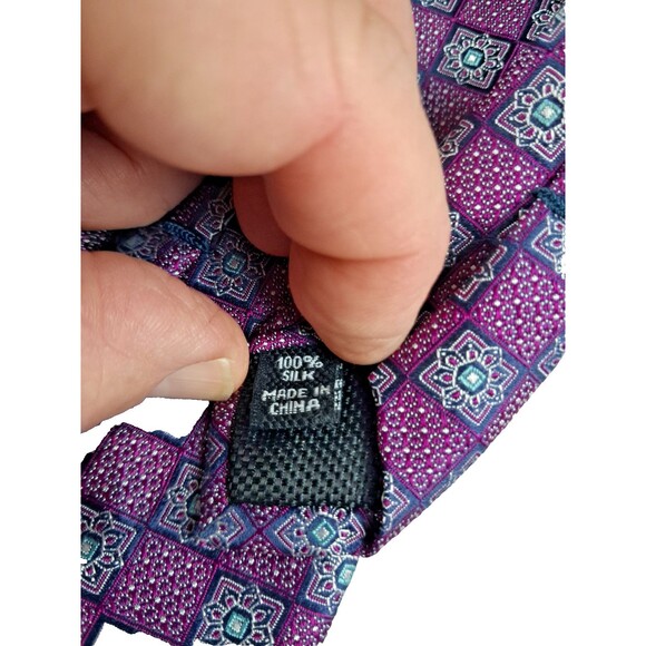 Handsome Nordstrom Mens Shop Silk Tie  Geometric Squares Textured Dark Red - Picture 9 of 11